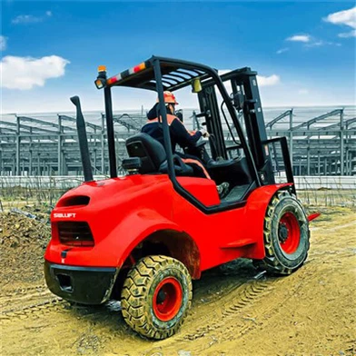 Chariot élévateur tout terrain de 3 tonnes